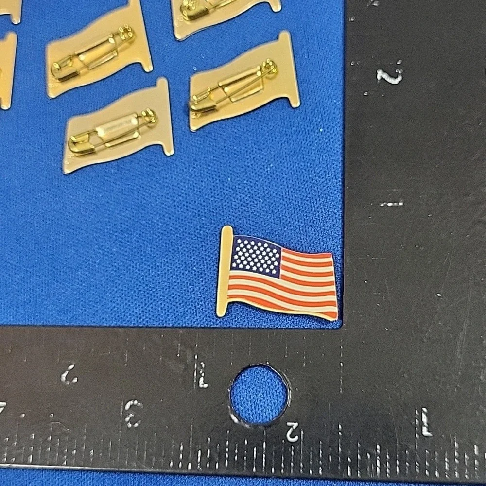 US Flag Pins Lot Of‎ 13 Safety Pinbacks Lapel Emblems Patriotic